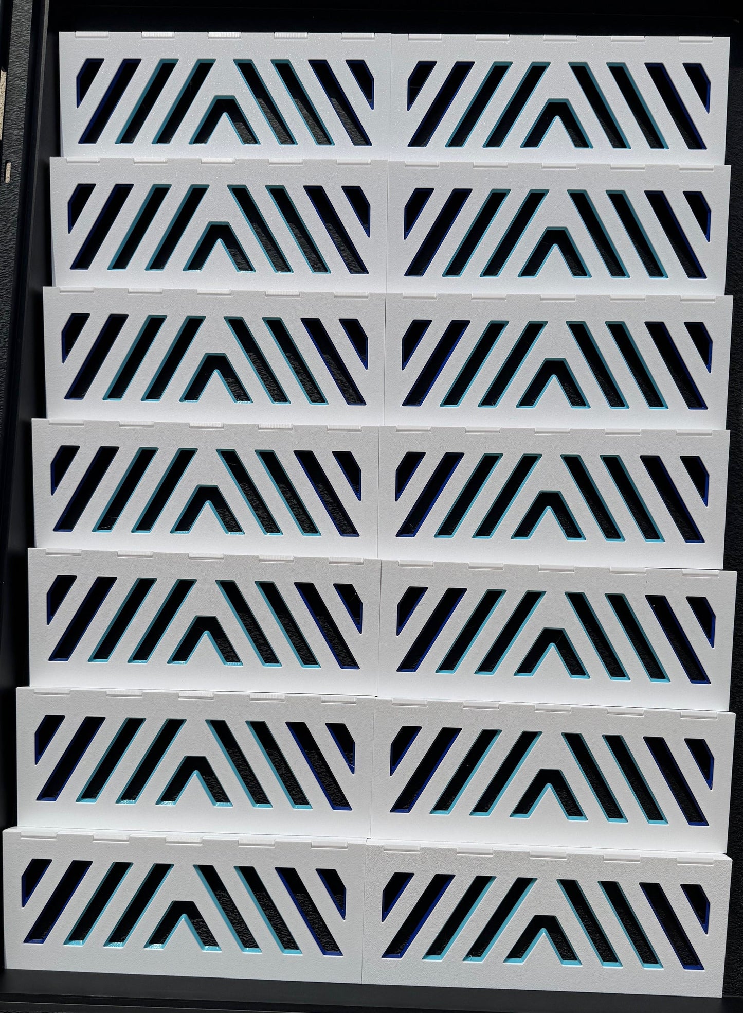 Magnetic Graded Card Risers - Zioncases